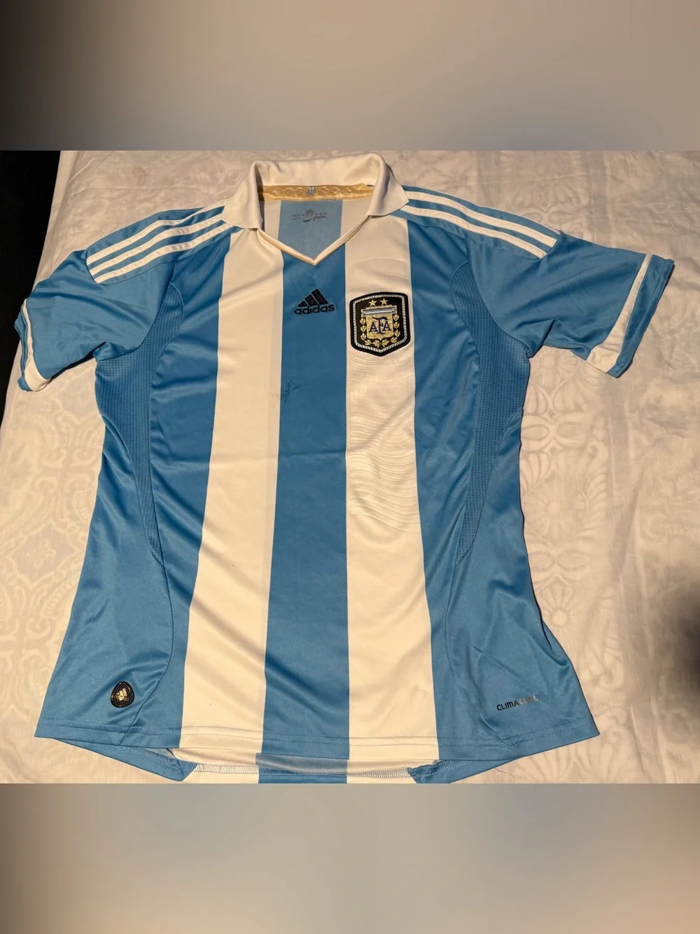 adidas 2011/2013 Argentina home men’s Soccer Jersey size L made in Argentina